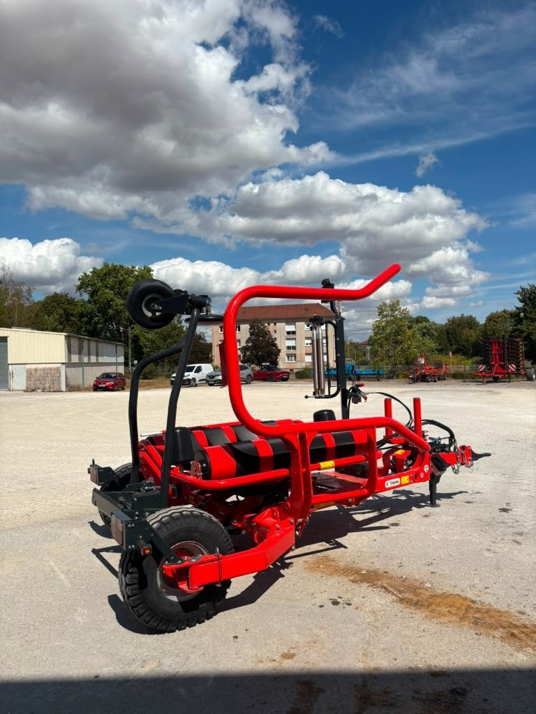 Enrubanneuse KUHN RW1410M - photo slide 2