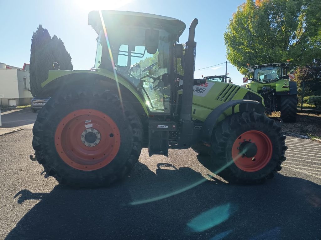 Tracteur CLAAS Arion 640 t4i - photo slide 8