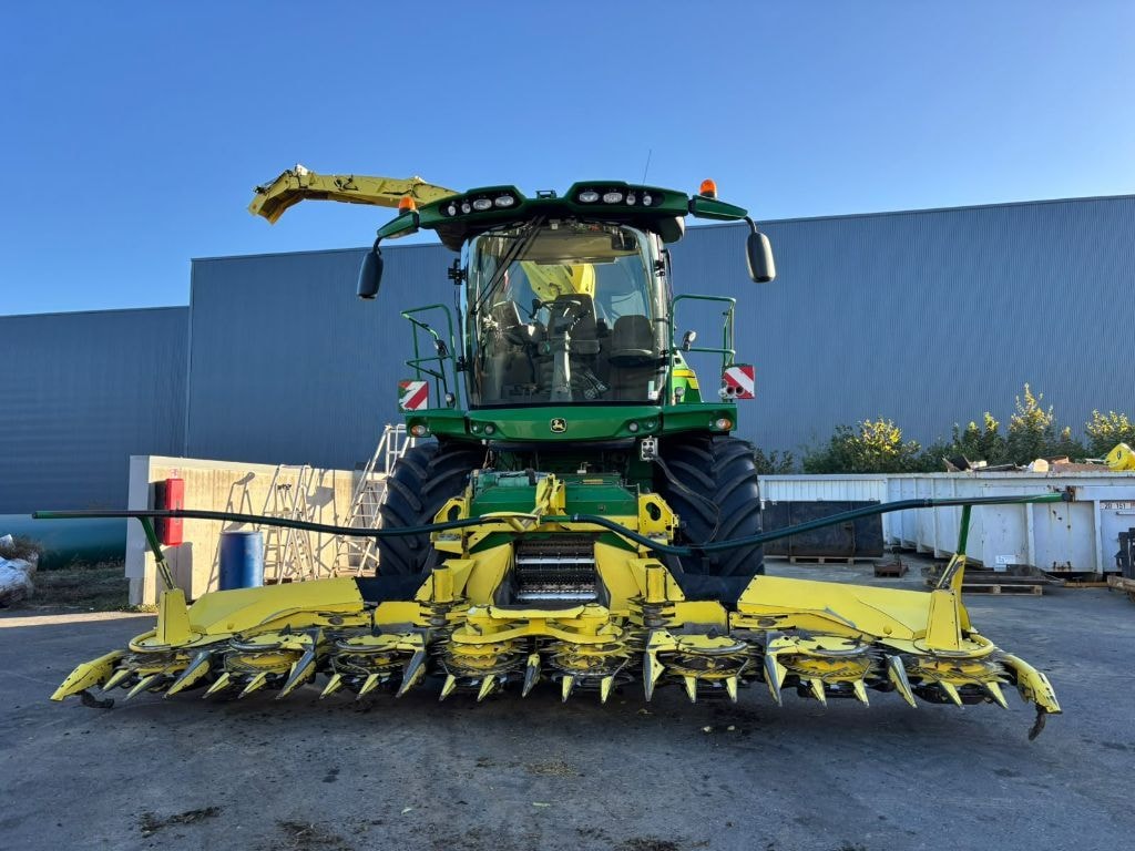 Ensileuse JOHN DEERE 8500 - photo slide 24