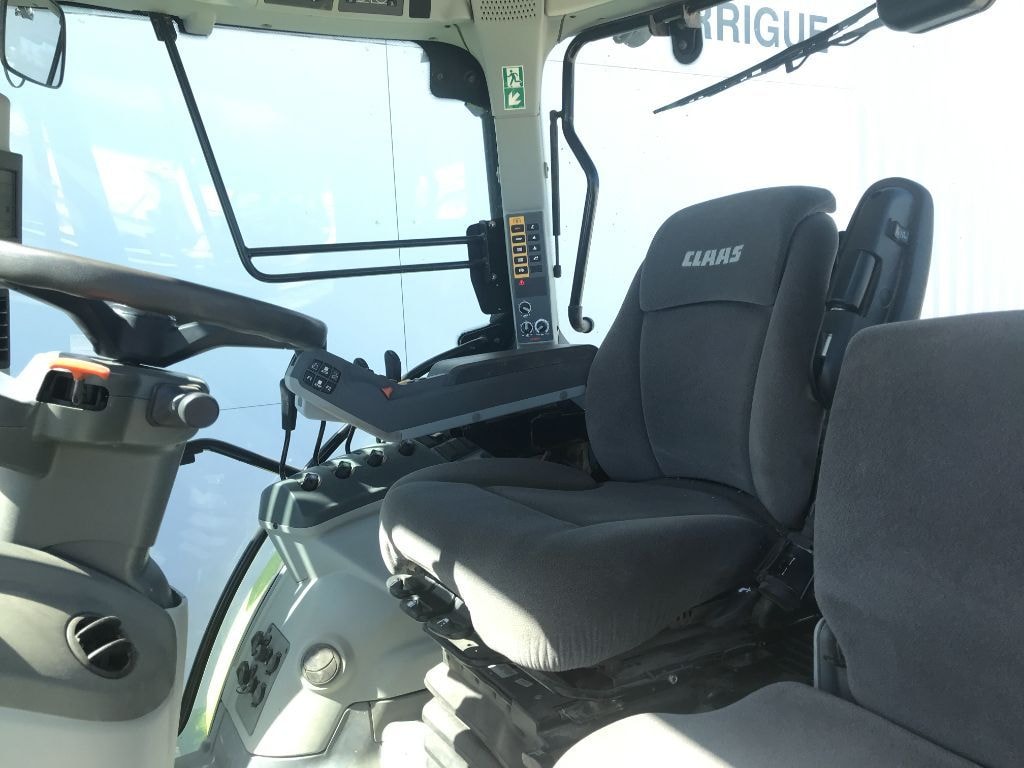 Tracteur chargeur CLAAS ARION 510 - photo slide 10