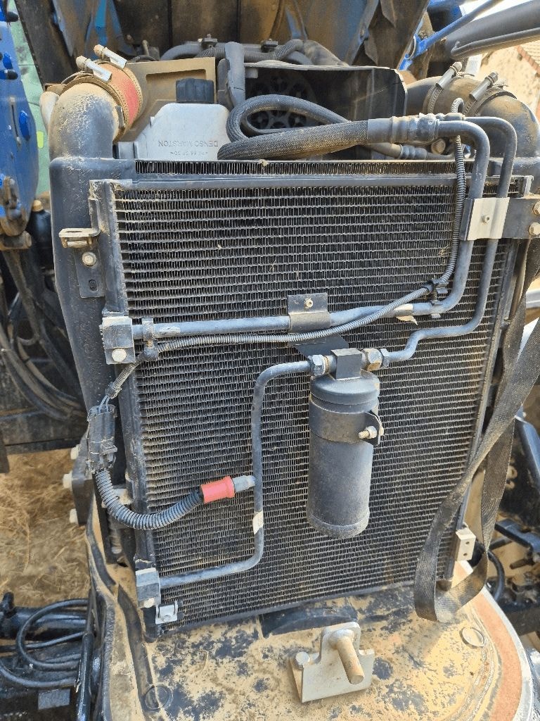 Tracteur NEW HOLLAND T6.175 EC - photo slide 21