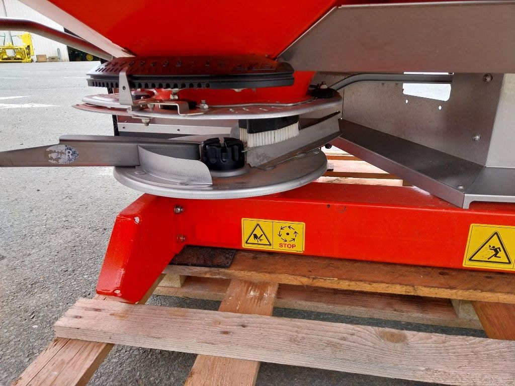 Epandeur engrais KUHN Axis 40.2 M-EMC - photo slide 9