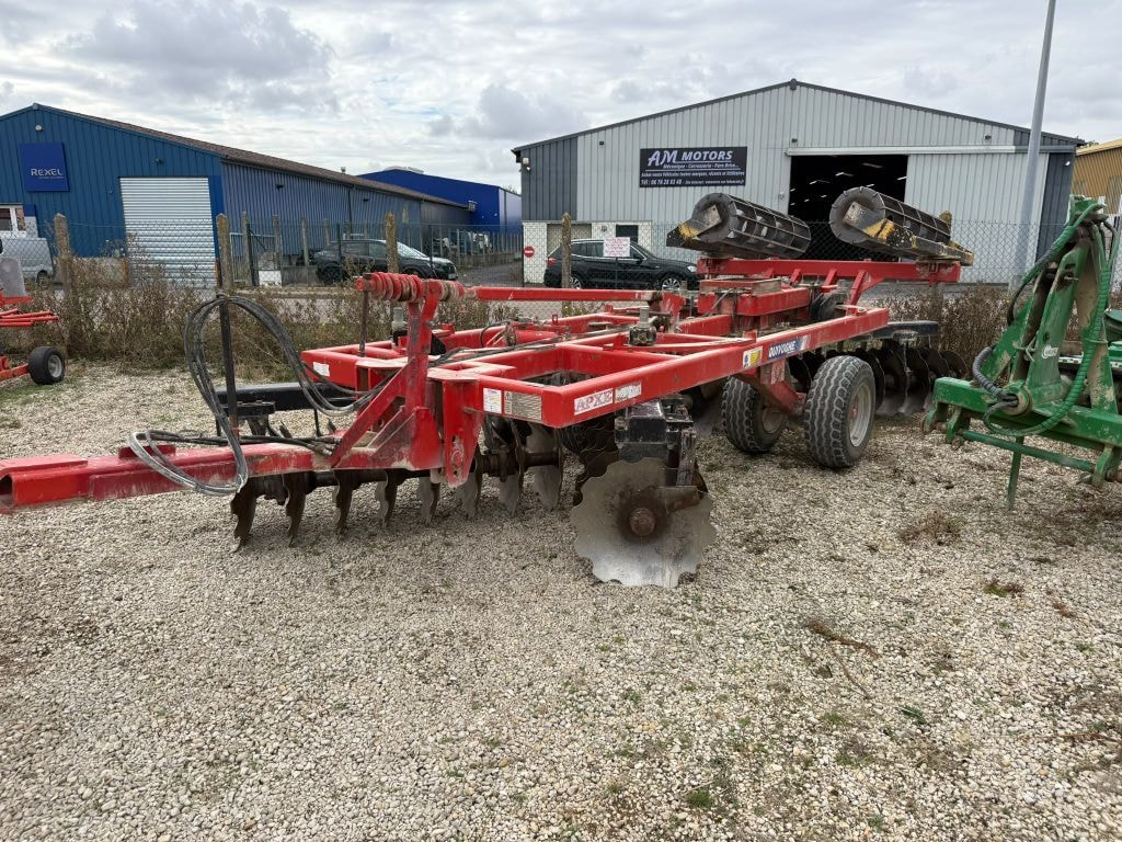 Cover crop QUIVOGNE APXE - photo slide 1