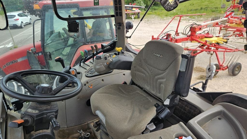 Tracteur CASE IH MAXXUM 125  - photo slide 8