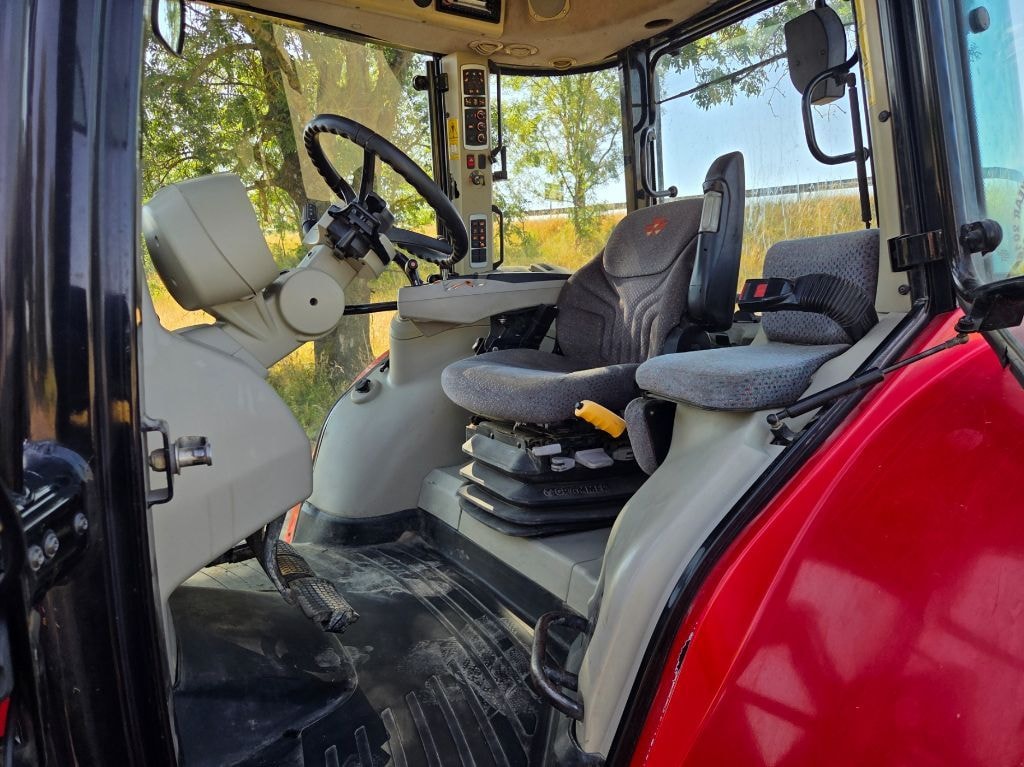 Tracteur chargeur MASSEY FERGUSON 5711S DYNA-4 EFFICIENT - photo slide 12