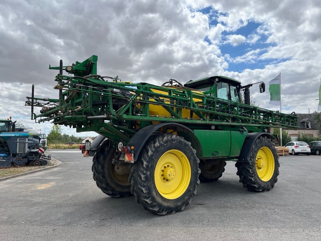 Pulverisateur automoteur JOHN DEERE R4040i - photo slide 6