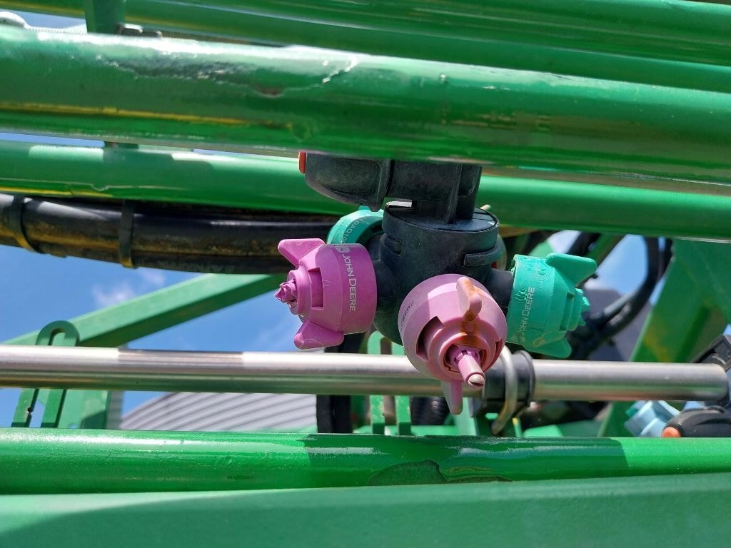 Pulverisateur JOHN DEERE M724I - photo slide 13