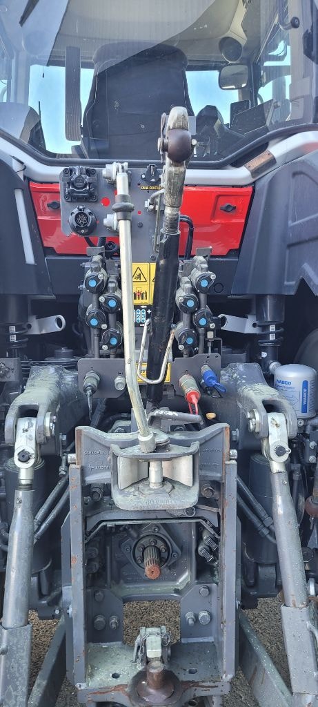 Tracteur MASSEY FERGUSON 8S.205 E-Power EXCLUSIVE - photo slide 12