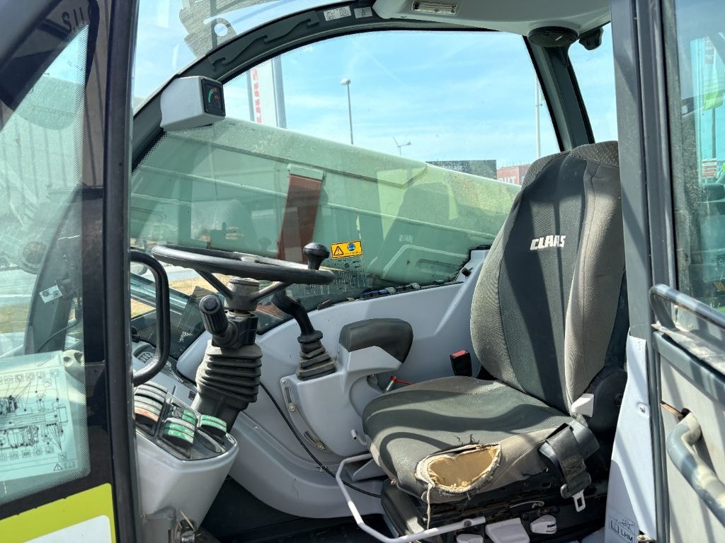 Telescopique CLAAS SCORPION 7040 - photo slide 12