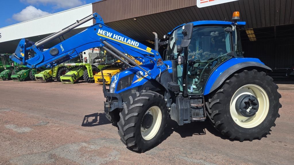Tracteur chargeur NEW HOLLAND T5.105 DC - photo slide 25