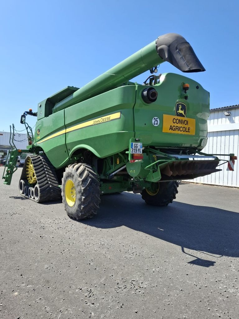Moissonneuse JOHN DEERE S770 - photo slide 9