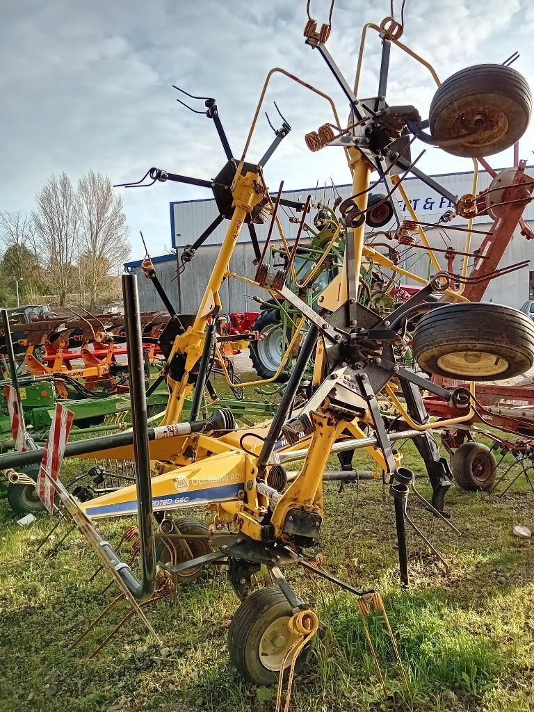 Faneuse NEW HOLLAND PROTED 660 - photo slide 2