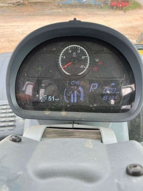 Tracteur VALTRA S354 - photo slide 9