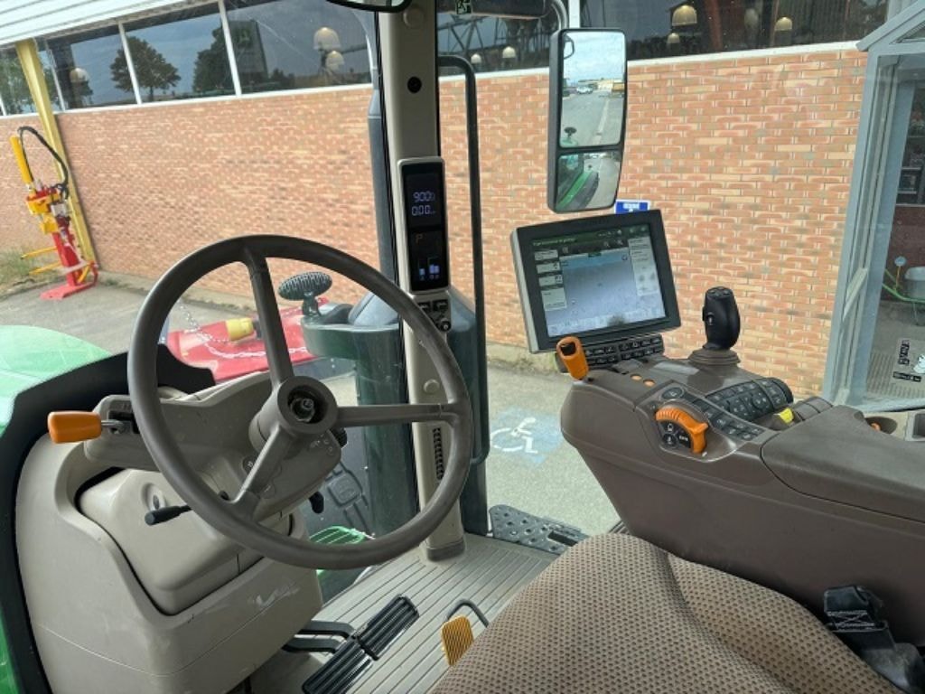 Tracteur JOHN DEERE 7250R - photo slide 9