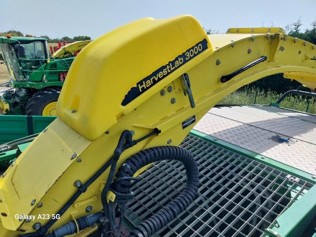 Ensileuse JOHN DEERE 8200i - photo slide 8