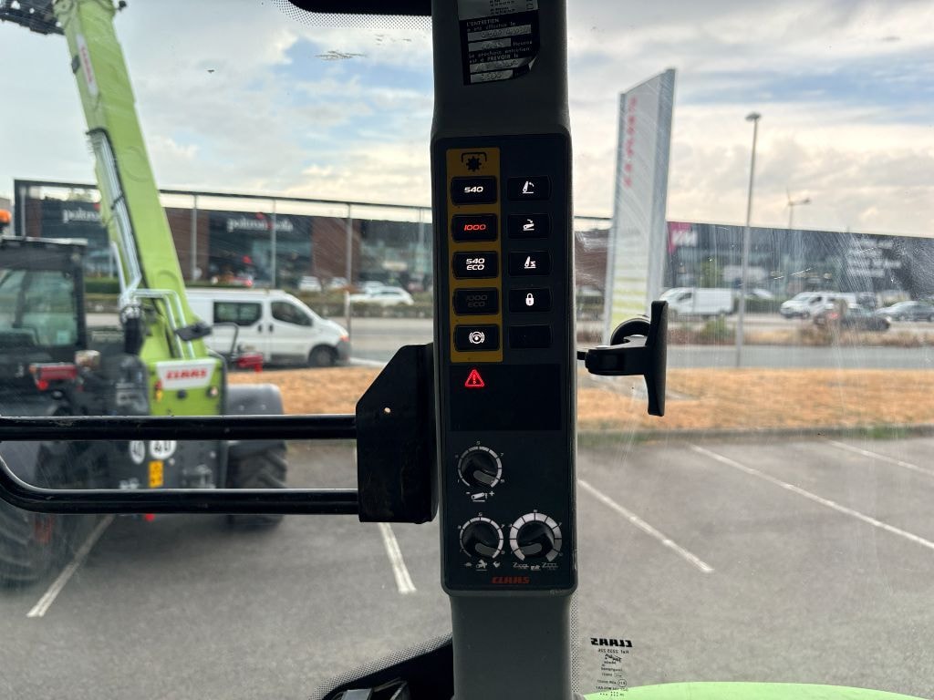 Tracteur CLAAS ARION 520 CEBIS - photo slide 19