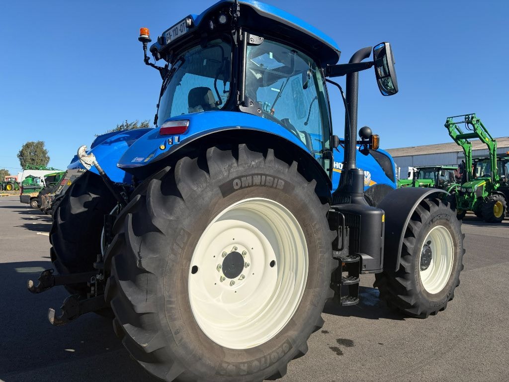 Tracteur NEW HOLLAND T7.210 - photo slide 8