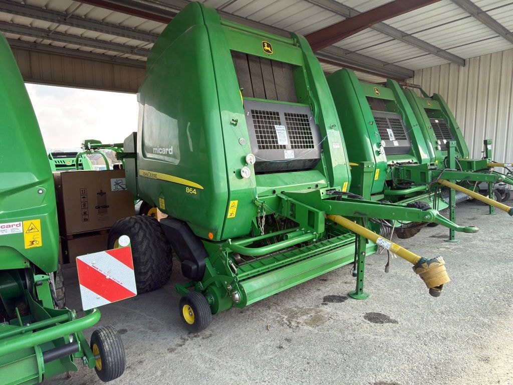 Presse balles rondes JOHN DEERE 864 MAXICUT 14 COUTEAUX - photo slide 2