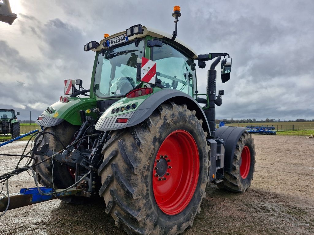 Tracteur FENDT 718 VARIO POWER - photo slide 5