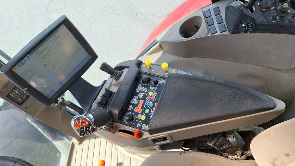 Tracteur CASE IH Puma cvx 150 - photo slide 10