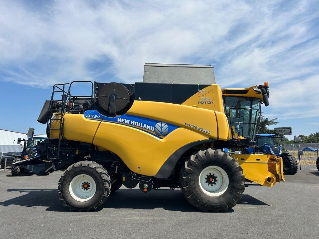 Moissonneuse NEW HOLLAND CR 7.90 REVELATION - photo slide 2