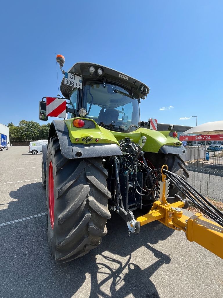 Tracteur CLAAS ARION 660  CMATIC CIS+ - photo slide 2
