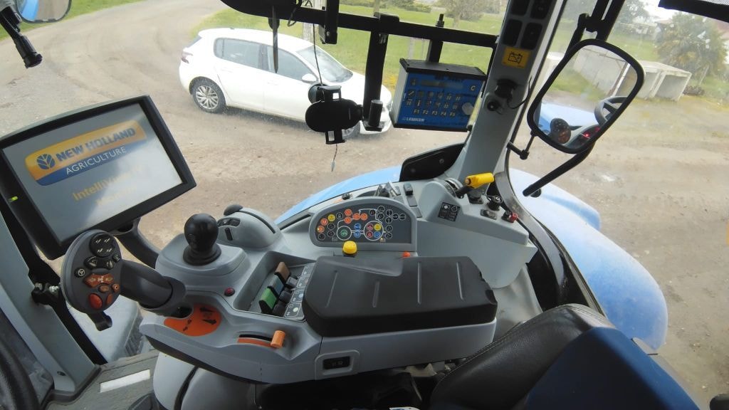 Tracteur NEW HOLLAND T7.190 - photo slide 10