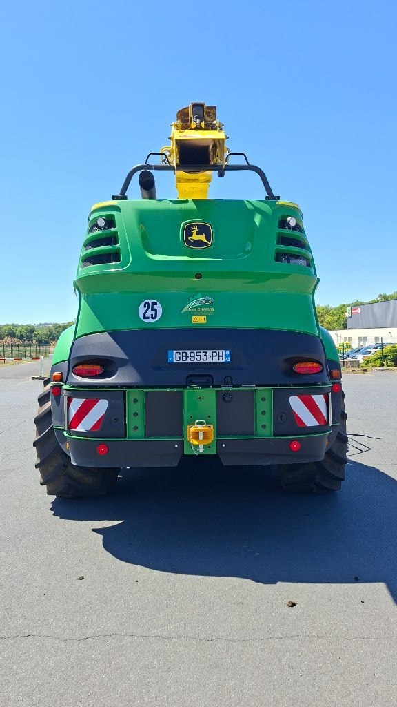 Ensileuse JOHN DEERE 8200 - photo slide 11