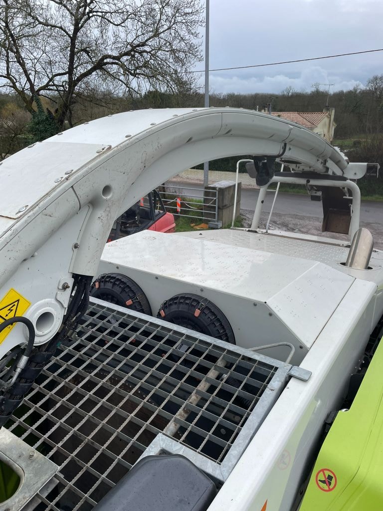 Ensileuse CLAAS Jaguar 860 - photo slide 26