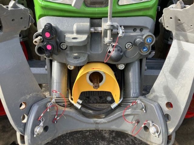 Tracteur FENDT 724 VARIO PROFI + - photo slide 11
