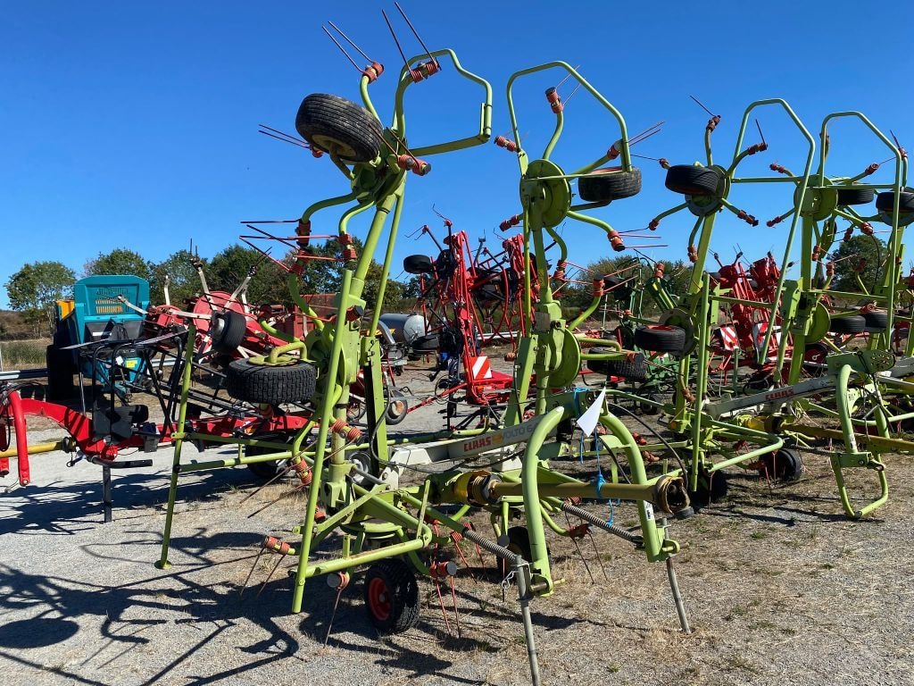 Faneuse CLAAS VOLTO 64 - photo slide 4