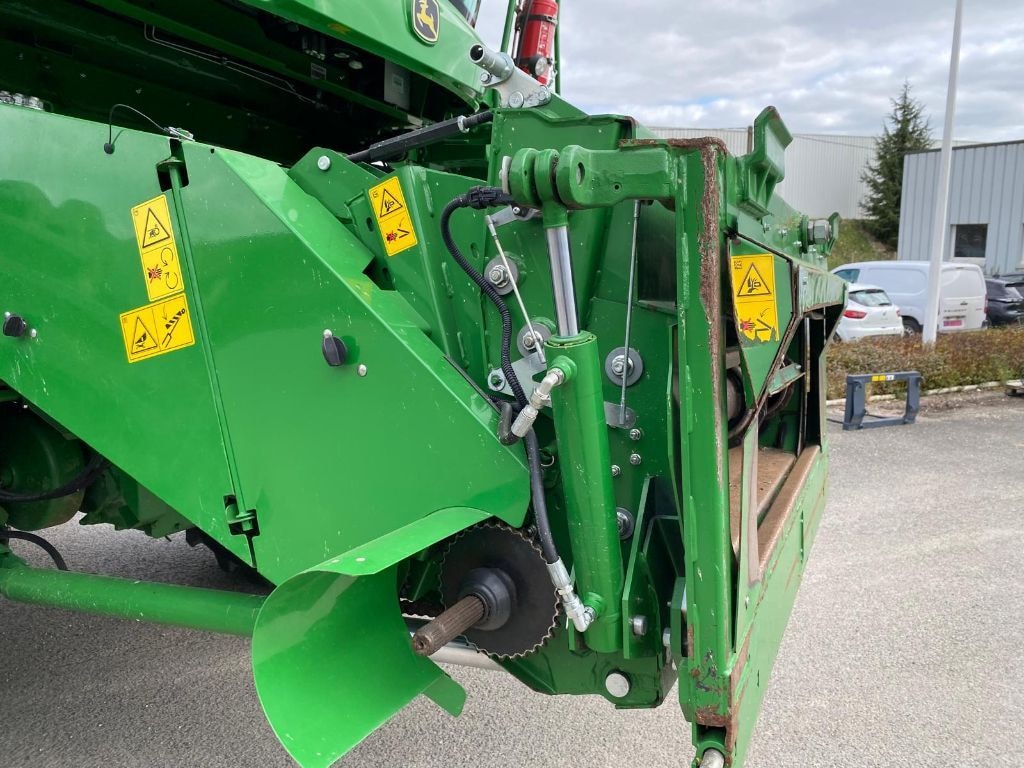 Moissonneuse JOHN DEERE T 560 HM - photo slide 32