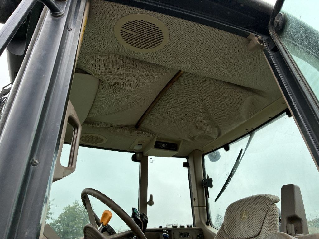 Tracteur chargeur JOHN DEERE 6330 STD - photo slide 8