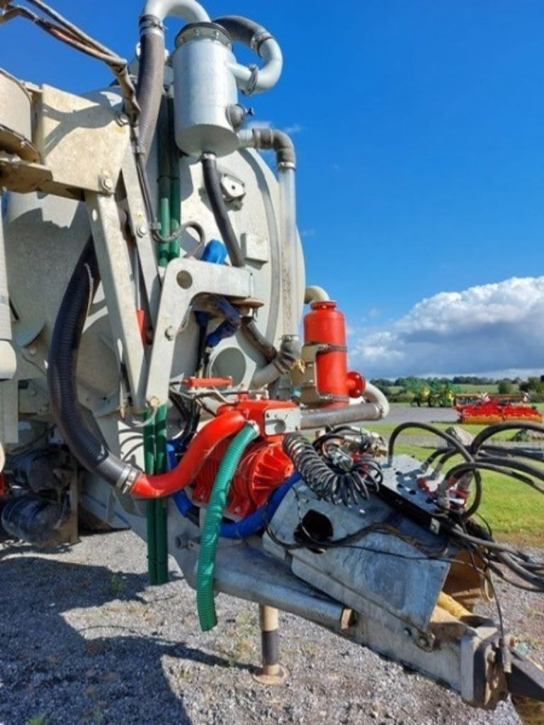 Tonne a lisier PICHON SV 20R - photo slide 8