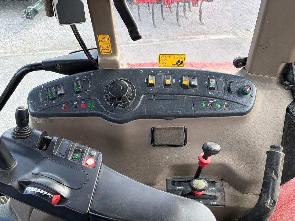 Tracteur CASE IH CVX 170 - photo slide 22