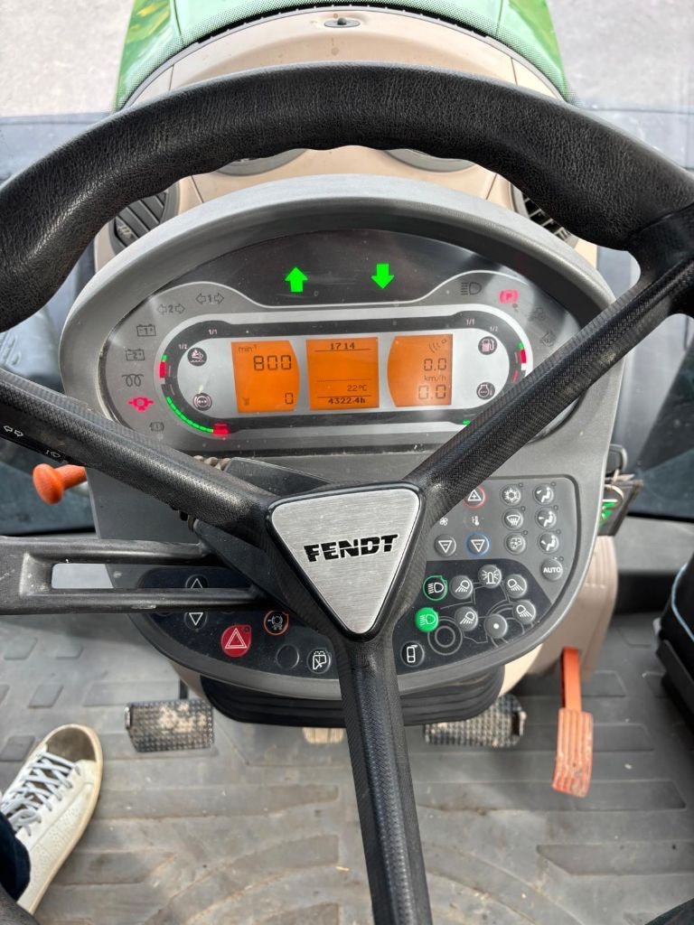 Tracteur FENDT 930 VARIO PROFI + - photo slide 24
