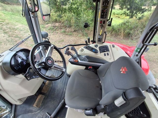 Tracteur MASSEY FERGUSON 5S 125 - photo slide 10