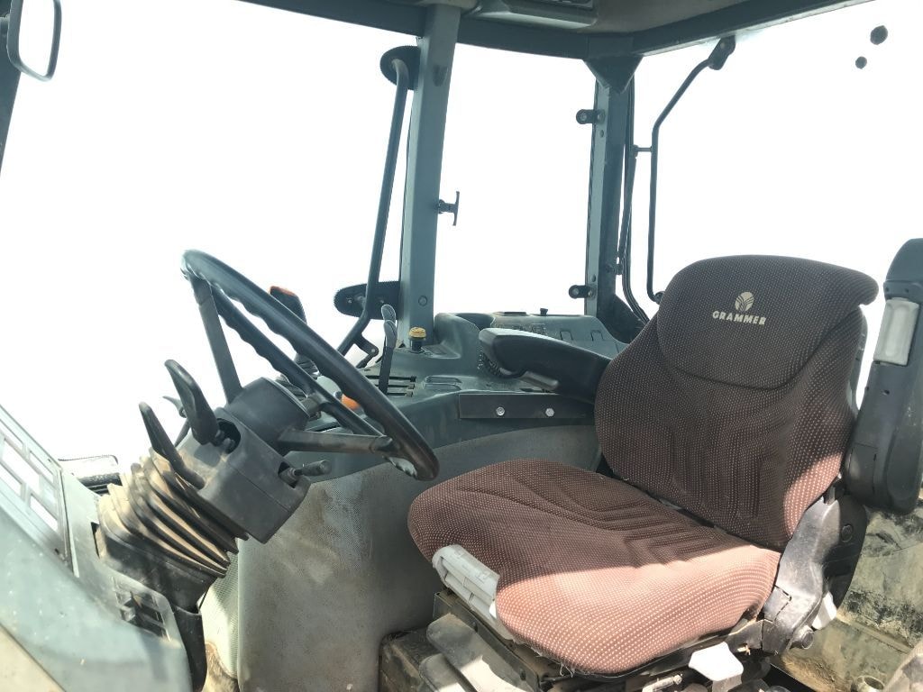 Tracteur CASE IH MX 90 C - photo slide 9