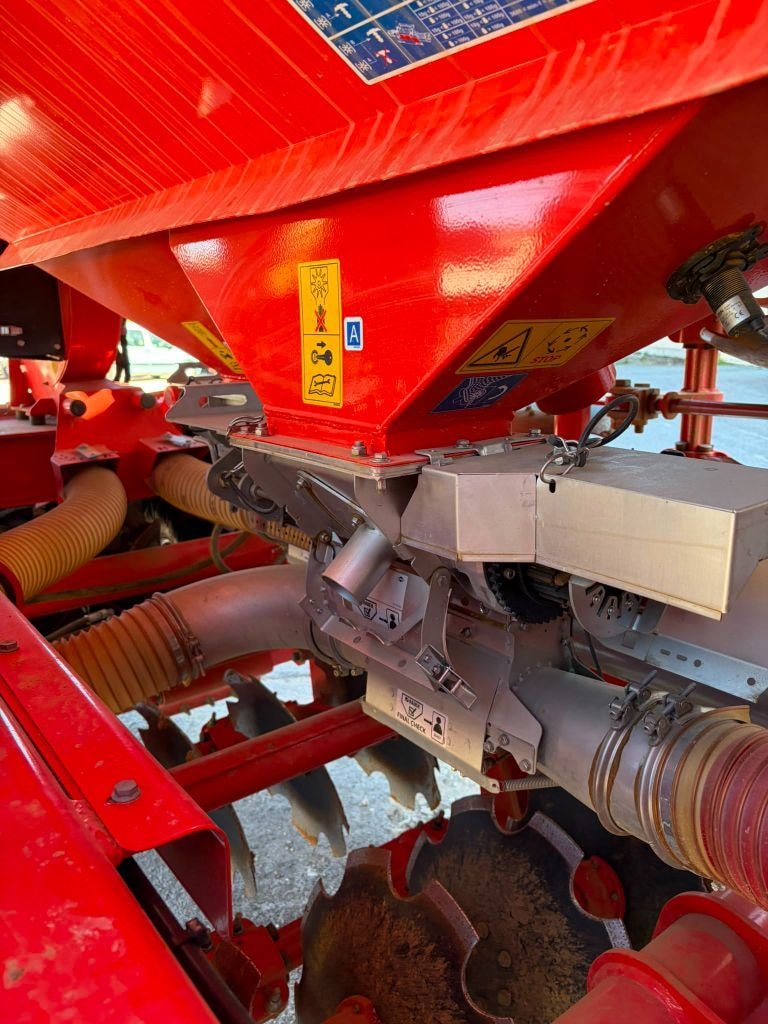 Semoir en ligne KUHN ESPRO 6000 RC - photo slide 18