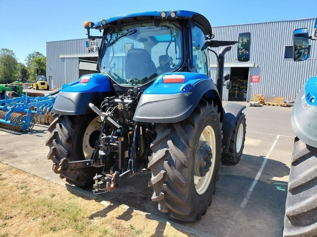 Tracteur chargeur NEW HOLLAND T5.110 - photo slide 6