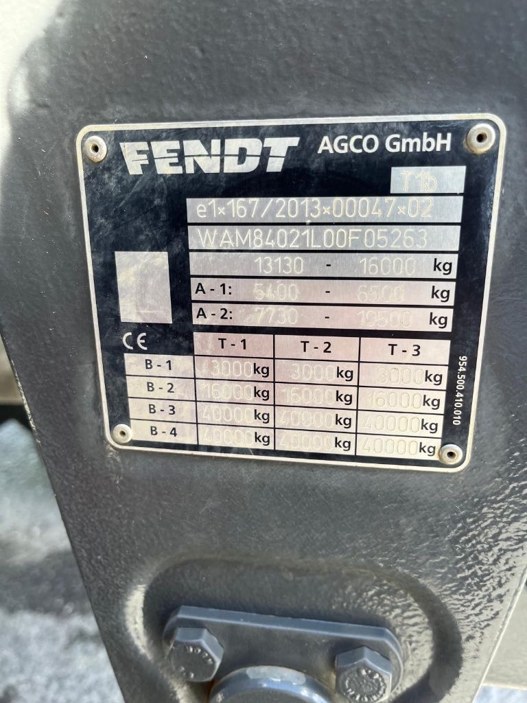 Tracteur FENDT 824 VARIO PROFI + - photo slide 31