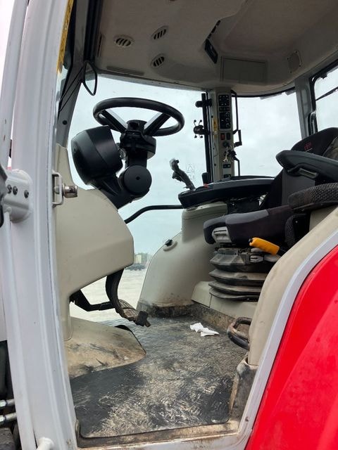 Tracteur MASSEY FERGUSON 5S 125 efficient - photo slide 14