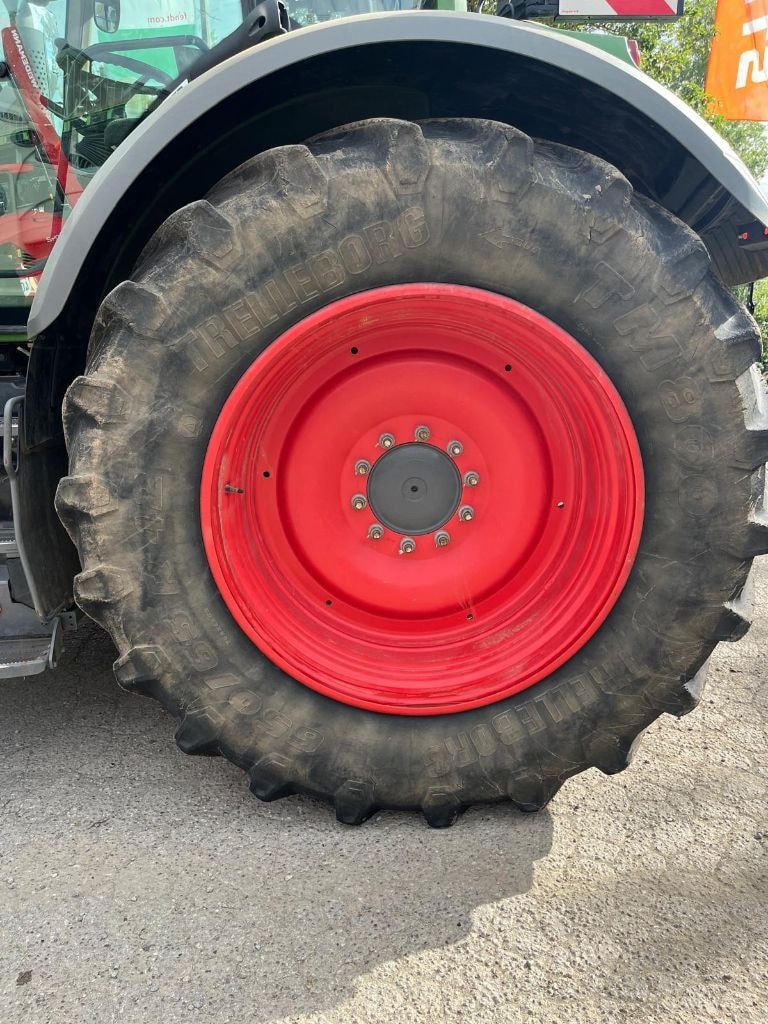 Tracteur FENDT 724 VARIO POWER - photo slide 18