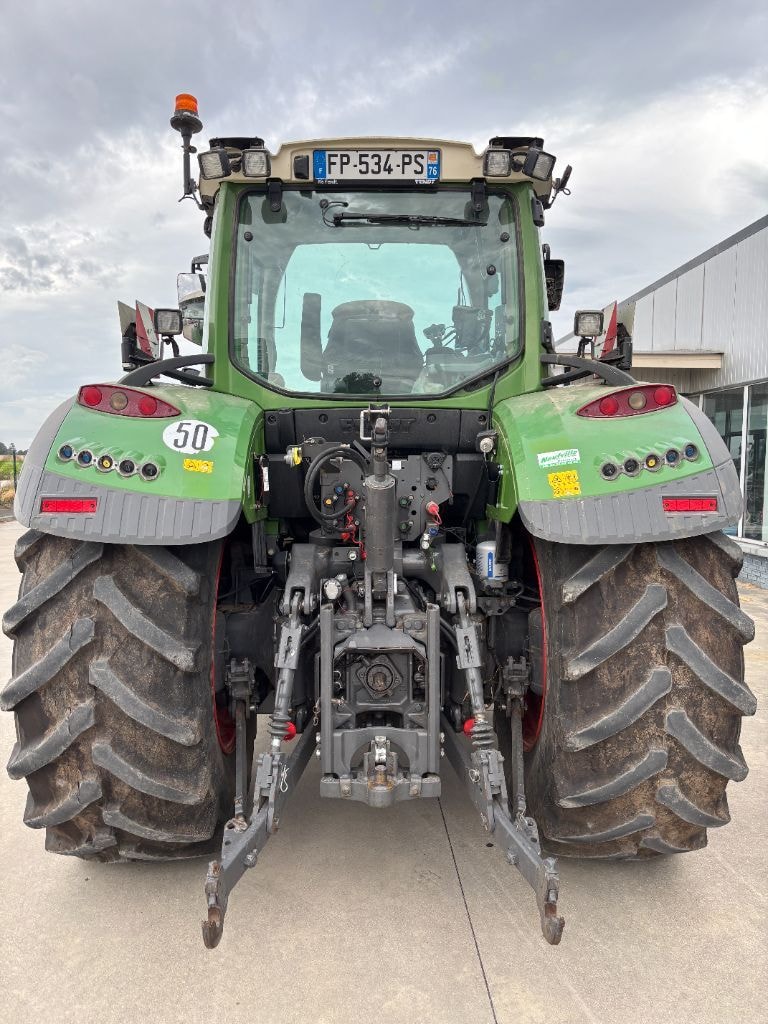 Tracteur FENDT 718 VARIO POWER - photo slide 4