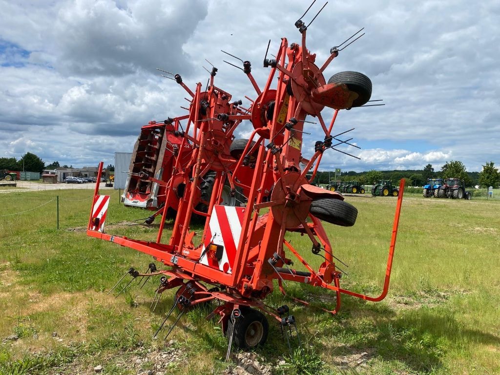Faneuse KUHN Gf 8702 - photo slide 4