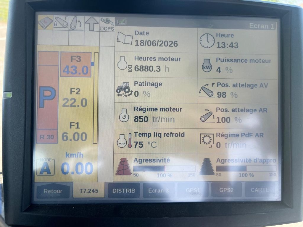 Tracteur NEW HOLLAND T7.245 - photo slide 15