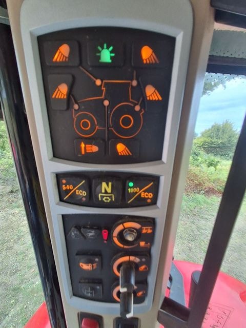Tracteur MASSEY FERGUSON 7718S DYNA 6 - photo slide 22