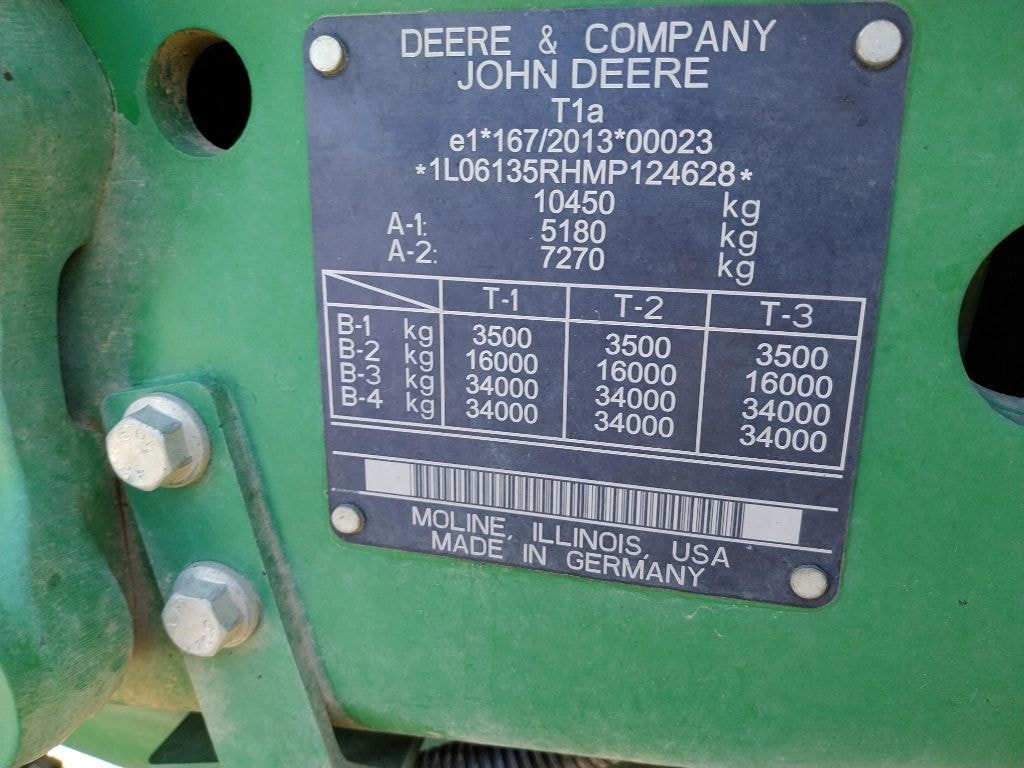Tracteur chargeur JOHN DEERE 6135R - photo slide 9