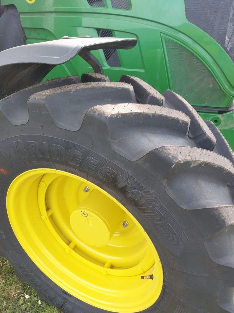 Tracteur JOHN DEERE 6R120 - photo slide 11