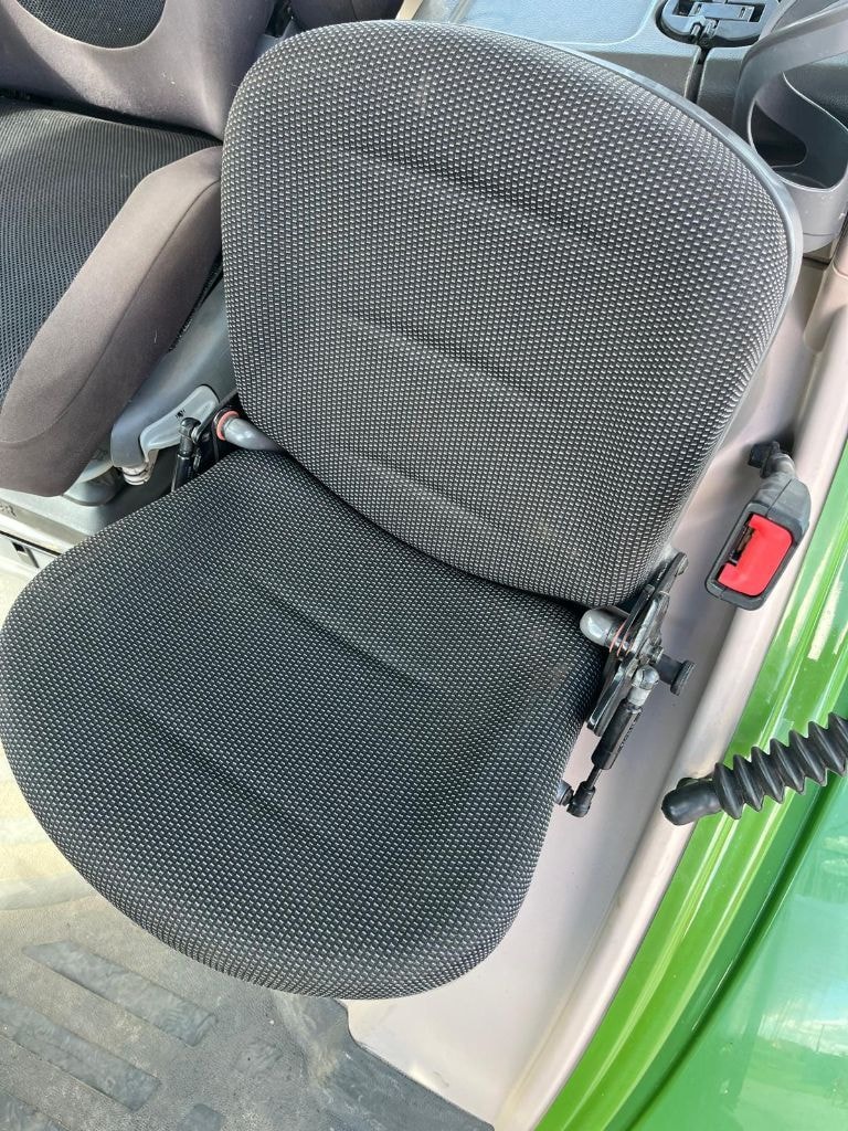 Tracteur FENDT 824 VARIO PROFI + - photo slide 24
